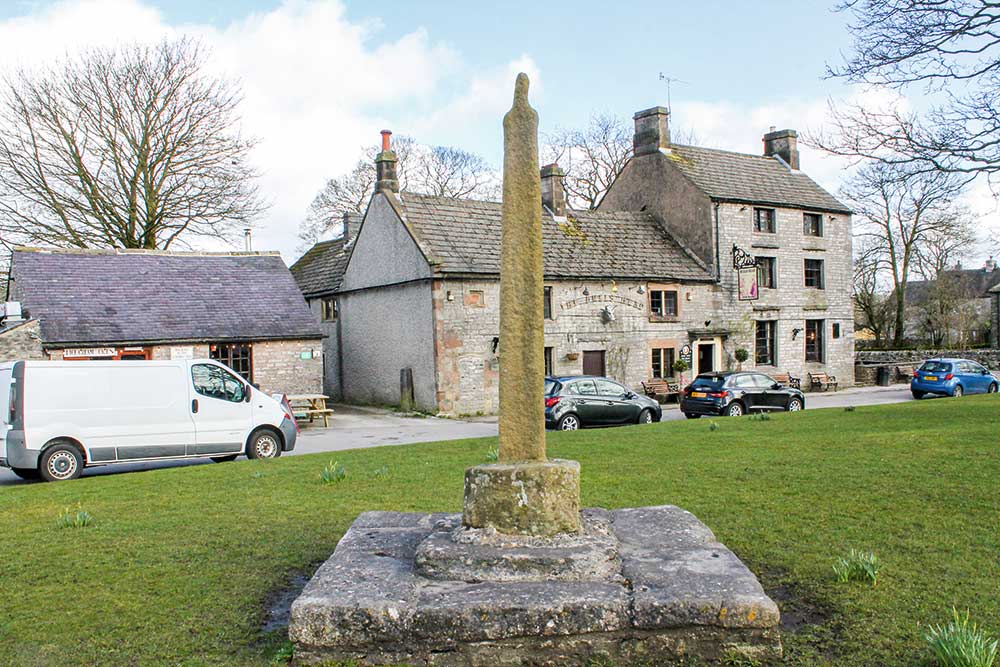 Walk Derbyshire – Into The Past Through Five Historic Sites