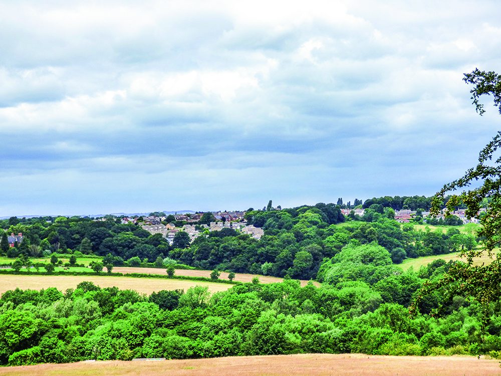 Walk Derbyshire – Walking from Golden Valley to Codnor Castle